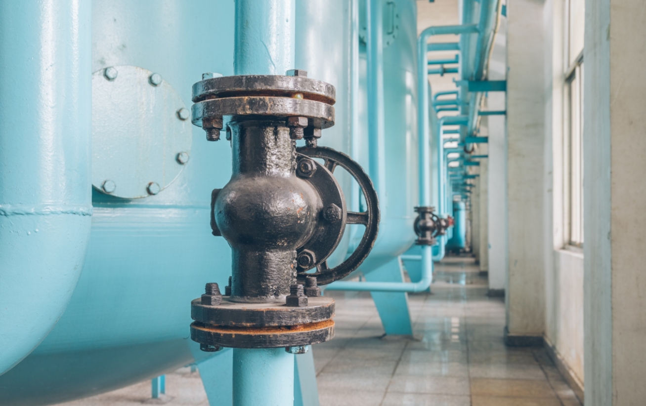Awaria wodociągowa w Krotoszynie: Trwają naprawy na sieci dystrybucyjnej