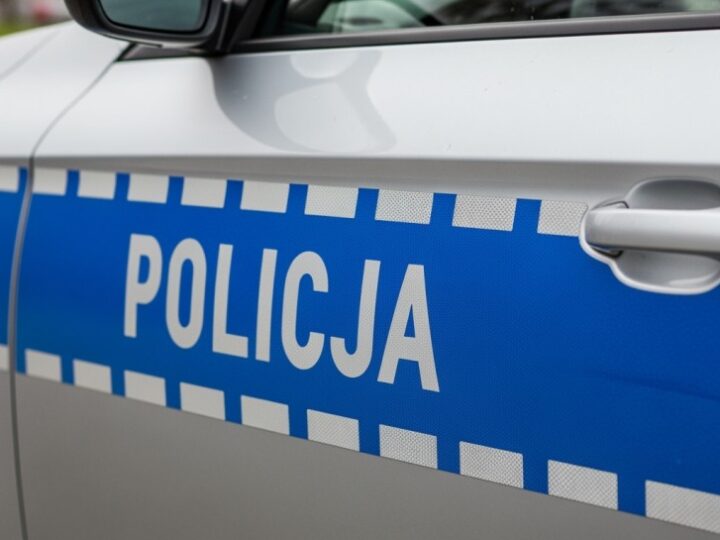 Ponad kilogram narkotyków w Hondzie – zatrzymani przez policję, jeden mężczyzna w areszcie