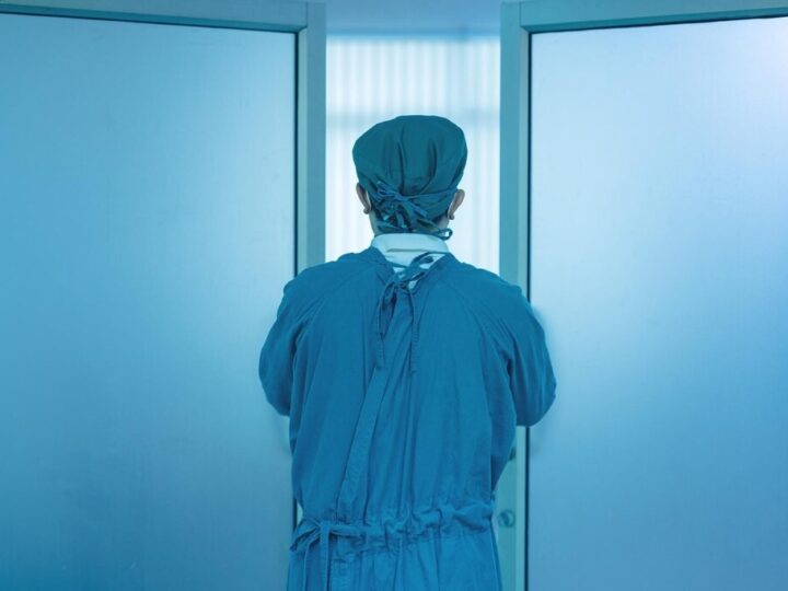 Nowe ambulanse w powiecie dla lepszej ochrony zdrowia mieszkańców