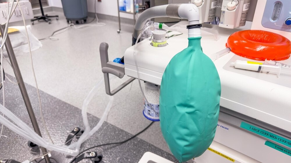 Nowy pojazd dla szpitala wspiera transport pacjentów