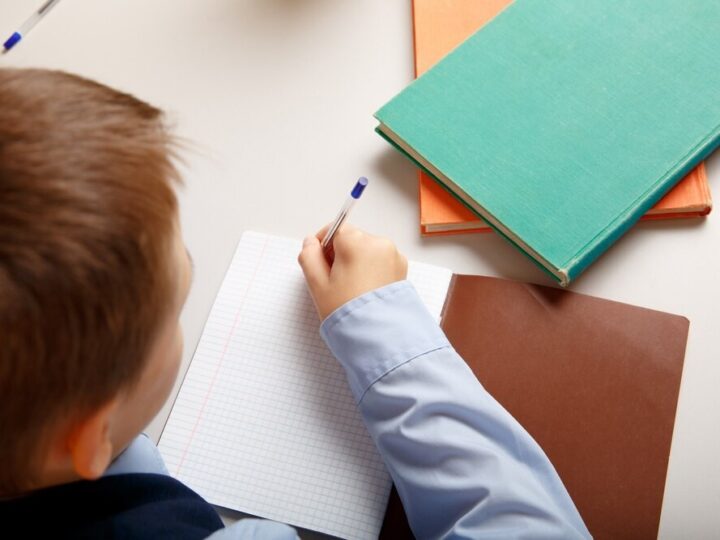 Bezpieczne Powroty do Szkoły: Edukacja dla Najmłodszych”