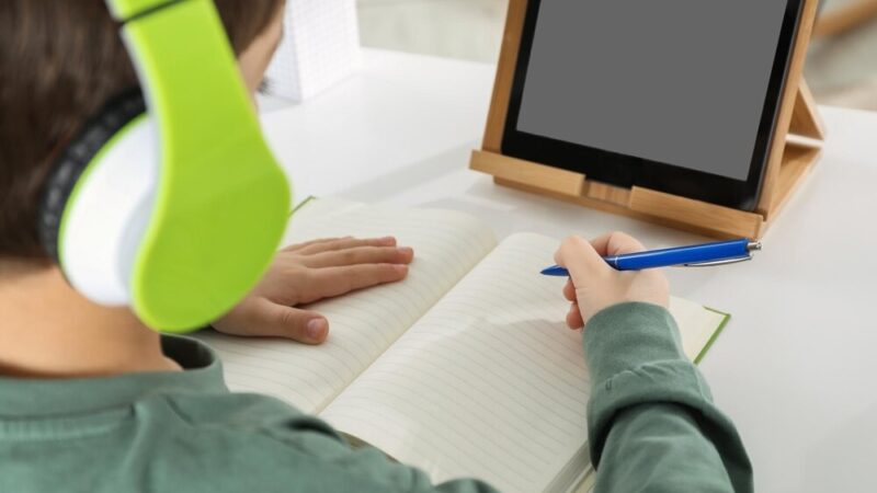 Nowa broszura informacyjna: Jak uzyskać wsparcie edukacyjne, psychologiczne i społeczne?