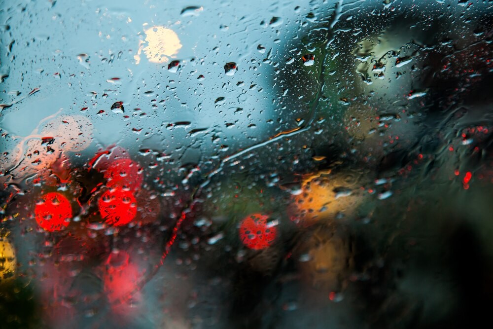 Burze nad powiatem krotoszyńskim: ostrzeżenie meteorologiczne